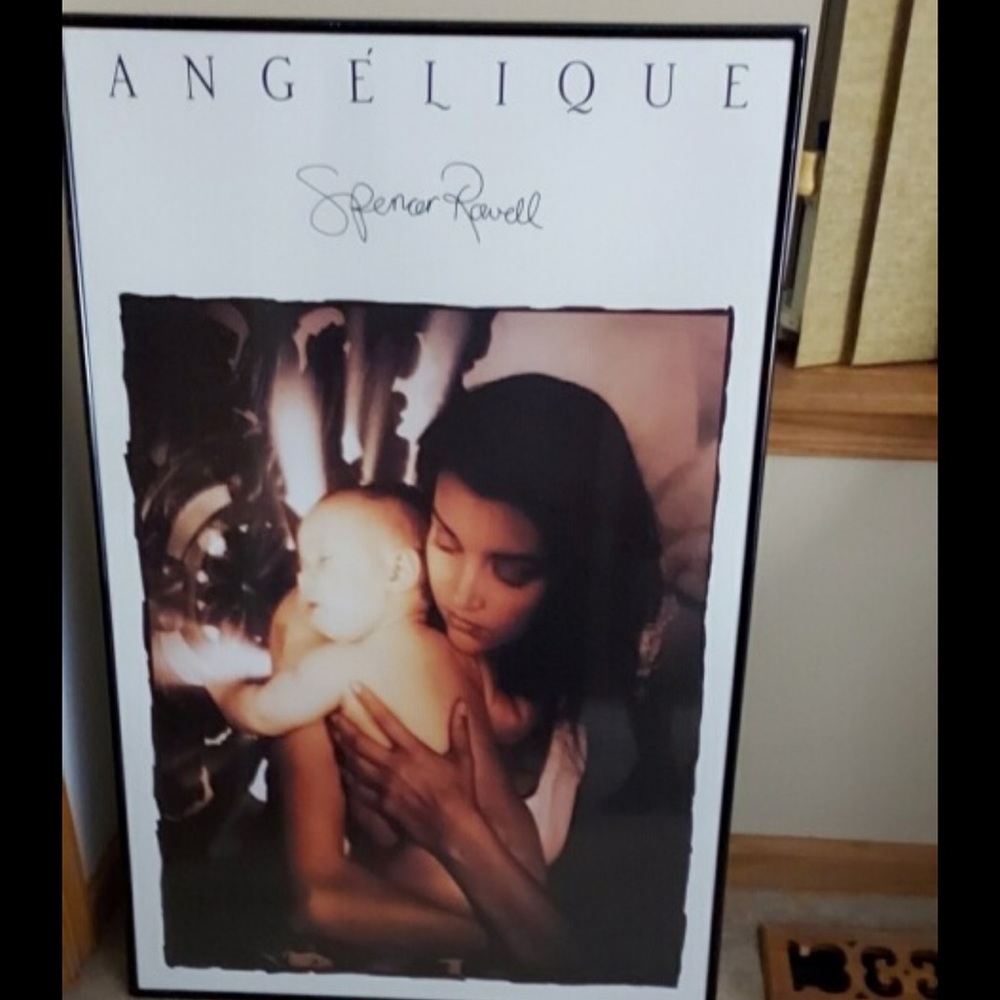 Angelique by Spencer Powell photograph of mom holding baby